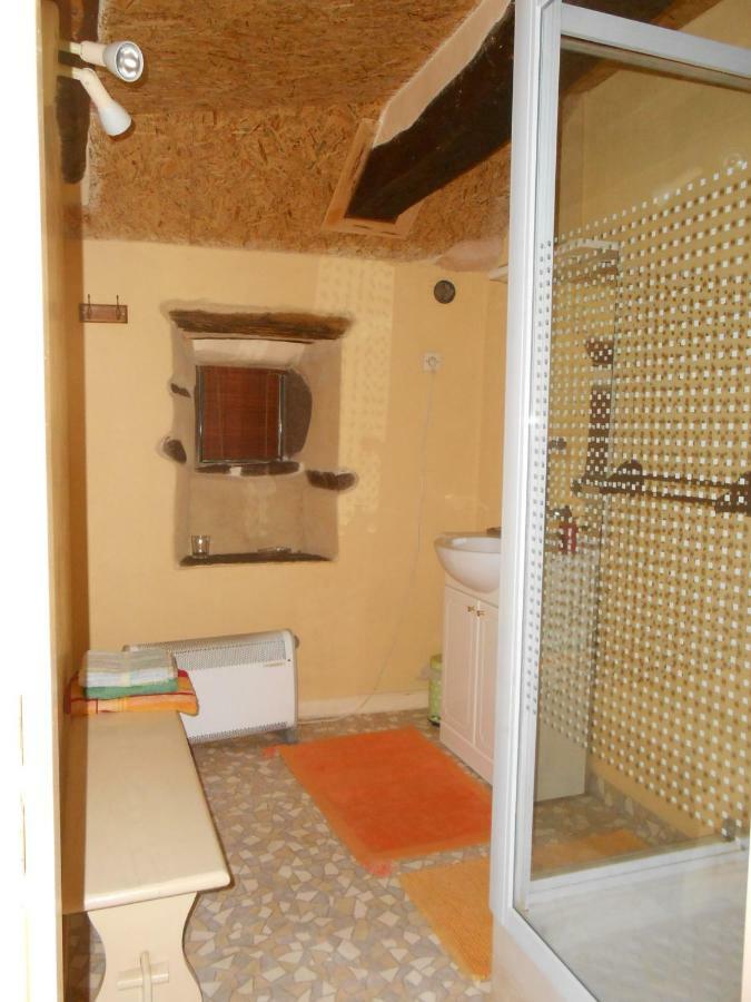 Chambre D'Hotes Des Monts Saint-Izaire Exterior photo